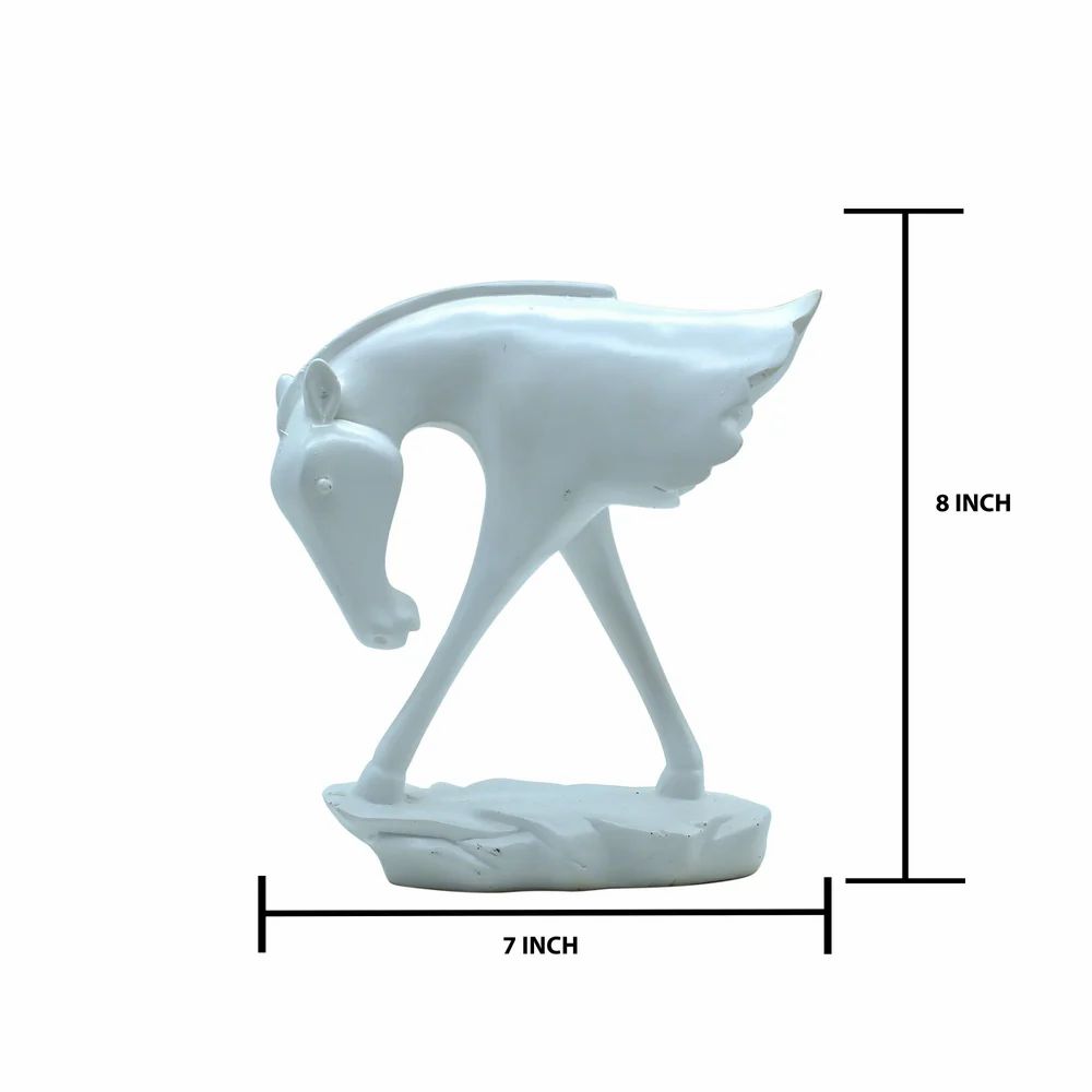 Polyresin Decorative Horse Showpiece For Table Decor