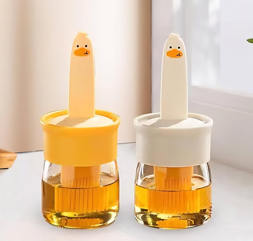 Oil Dispenser for Kitchen, 2 IN 1 Oil Dispenser Bottle with Silicone Basting Brush for Cooking Vinegar Sauce BBQ Grill Frying Baking,Air Fryer (pack of 1)