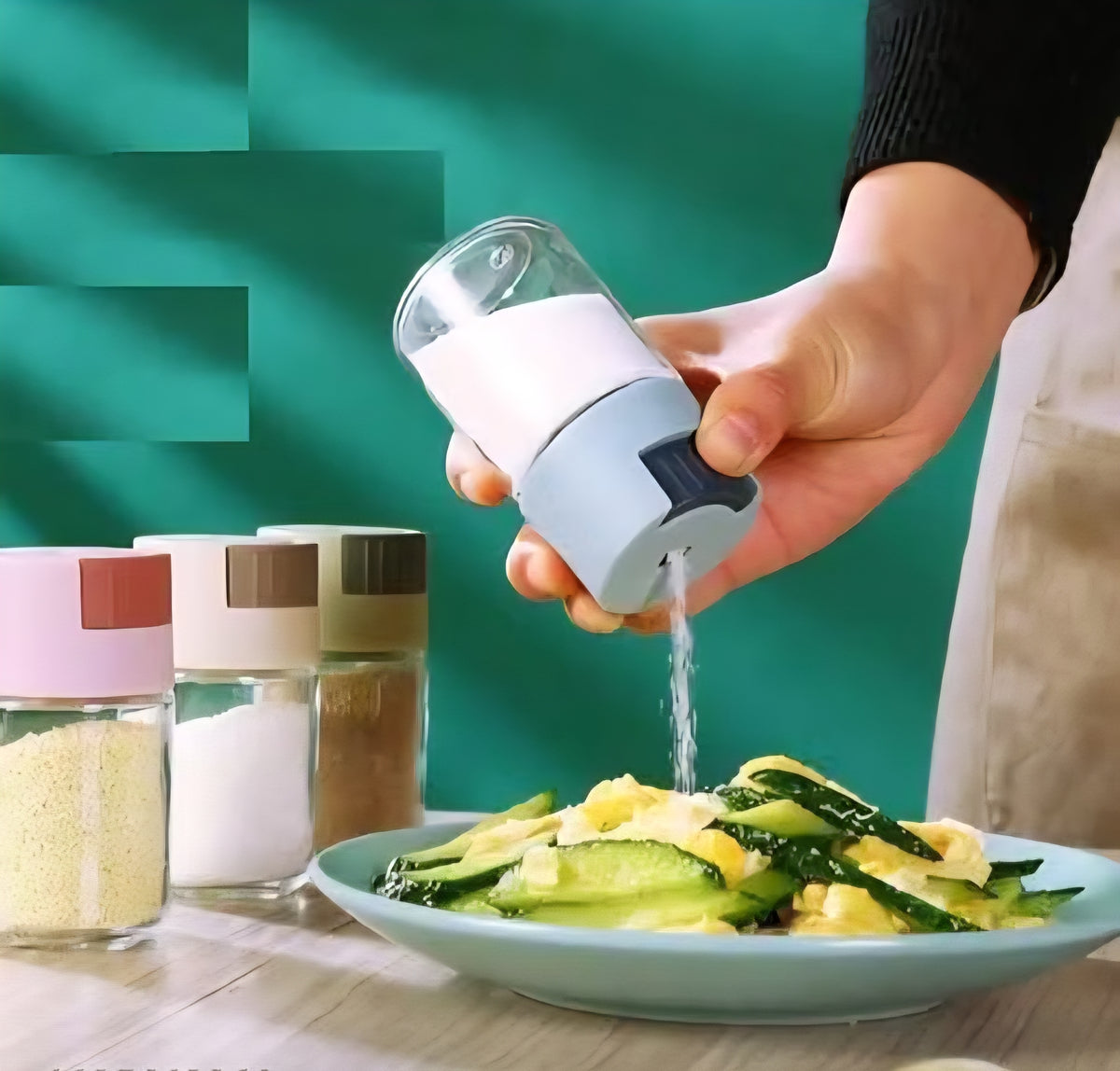 Push Type Salt and Pepper Seasoning Bottle Dispenser