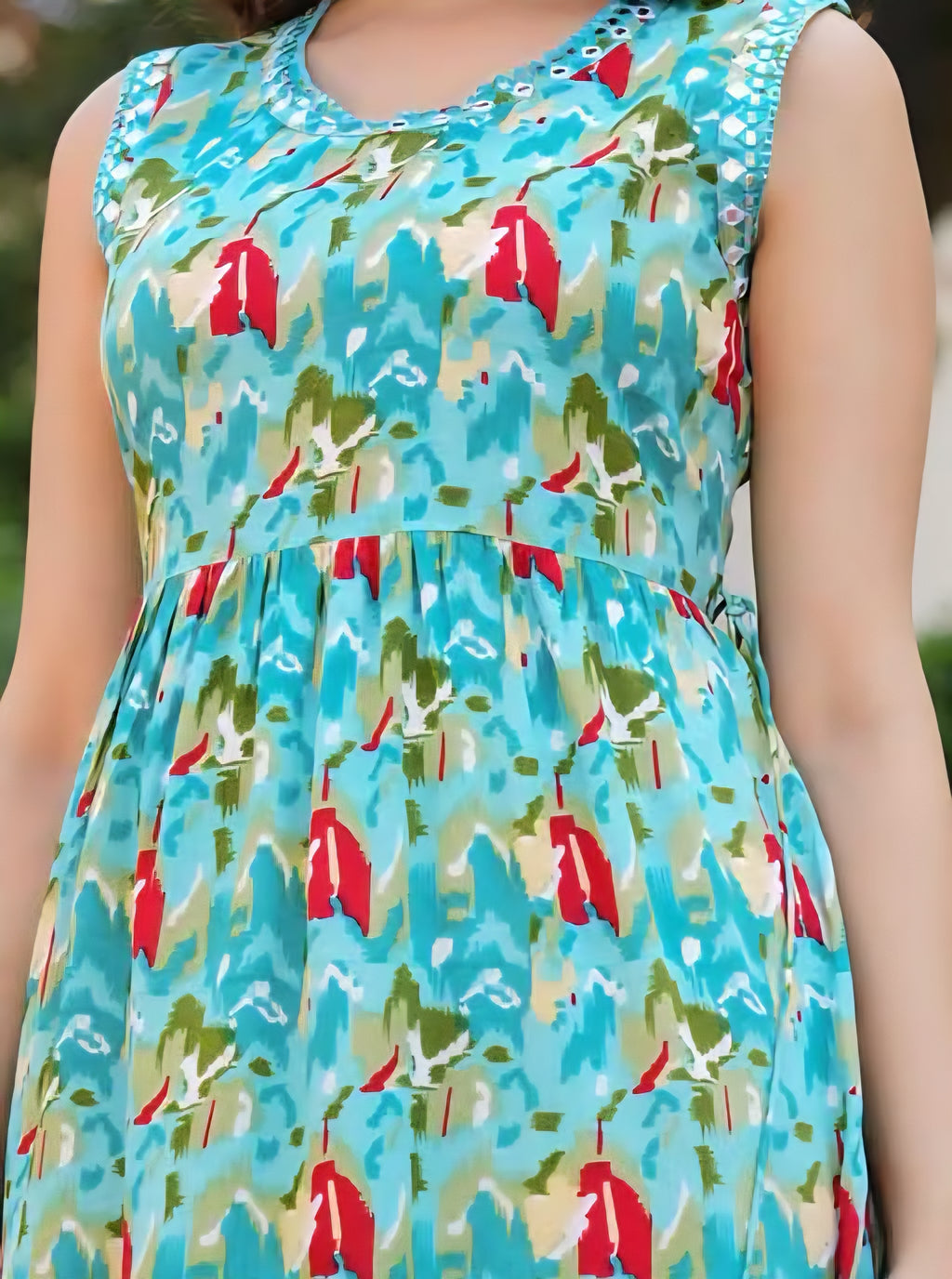 Trending Rayon Printed Sleeveless Kurti